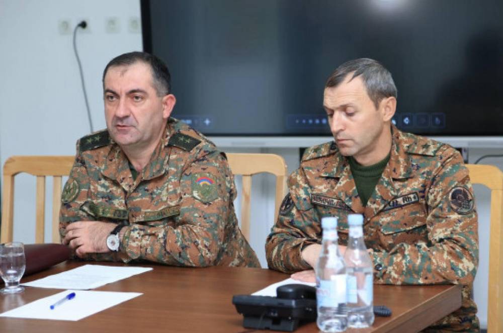 Ասրյանը 2-րդ բանակային կորպուսում էր․ կարգադրել է հետևել կանոնադրային հարաբերություններին, պահպանել անվտանգության կանոնները
