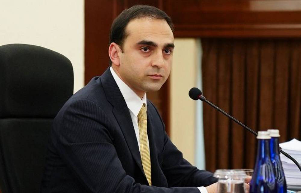Նենց չստացվի, թե խոշորները գովազդի հարցով արտոնյալ են, իսկ փոքրերին ստիպում ենք փոխել. Ավինյան