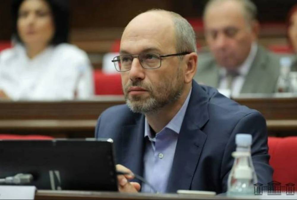 Ինչ որ Արտաշ Ասատրյանի ճանաչել է երիտասարդների 89 %-ը, Առնո Բաբաջանյանին՝ 14 %-ը, հիմա նա ավելի մեծ ավանդ ունի՞․ Գեղամ Նազարյան (տեսանյութ)
