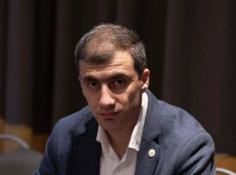Թքած ունեն, որ օղակաձև զբոսայգու շինությունների քանդման համար կառավարության որոշում է պետք