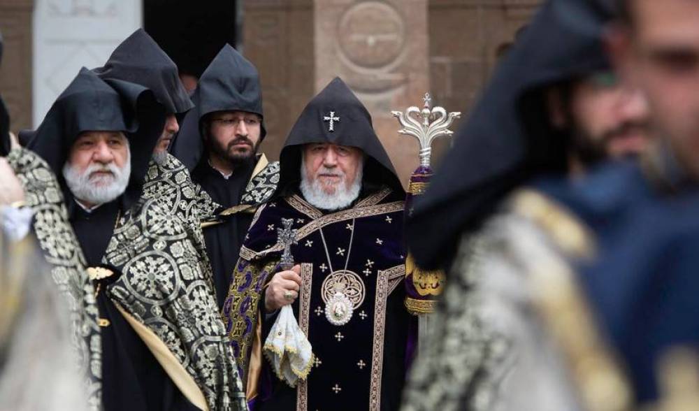 Իշխանության աջակիցները Եկեղեցու դեմ նոր սադրանք են ծրագրել. «Ժողովուրդ»