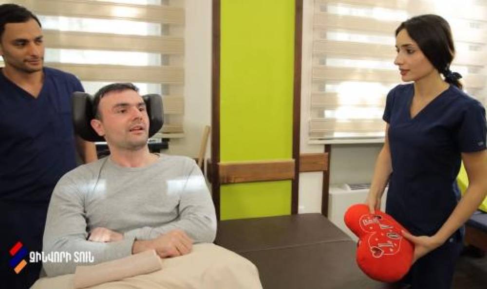4 ամիս կոմայում, բայց դրական տեղաշարժն ակնհայտ է՝ Սերգեյը Զինվորի տանը սեր է խոստովանում թերապիստին