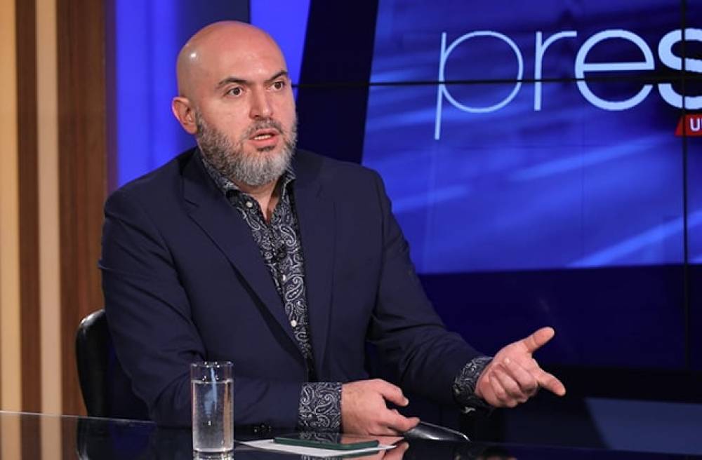Պետությունը՝ Նիկոլին, Հայրենիքը՝ թյուրքերին, և 3 մատի կոմբինացիա՝ հայ ժողովրդին․ Աշոտյան