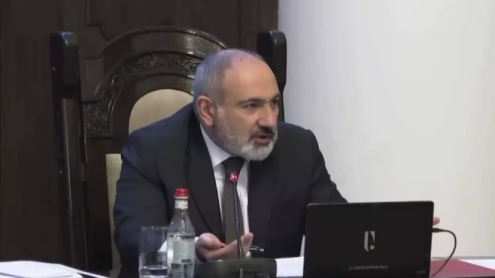 Զուգարանի պատին թափանցիկ պատուհան մի' դրեք, հինգ ամիս ա էդ եմ ասում. Փաշինյան