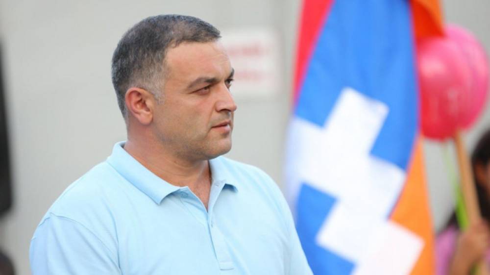 «ՀՀ քաղաքացի՞ եք», «Ո’չ, արցախցի եմ», «Խի՞, արցախցին չի կարա՞ ՀՀ քաղաքացի լինի», «Դե, ասում են` չէ». Դատավոր Բալայանի և Ստեփանակերտի քաղաքապետի երկխոսությունը