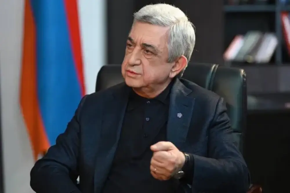 Զինված ուժերը պարտավոր են գրել հաղթանակների նոր, փառավոր տարեգրություն․ Երրորդ նախագահ Սերժ Սարգսյան