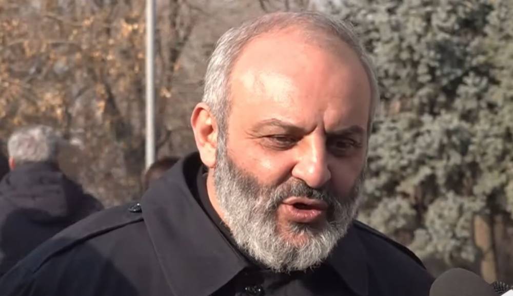 Ժողովուրդը լավ էլ արթնացել է, այդ կրակը կա, ամեն օր հարյուրավոր մարդկանց հետ եմ շփվում. Սրբազան