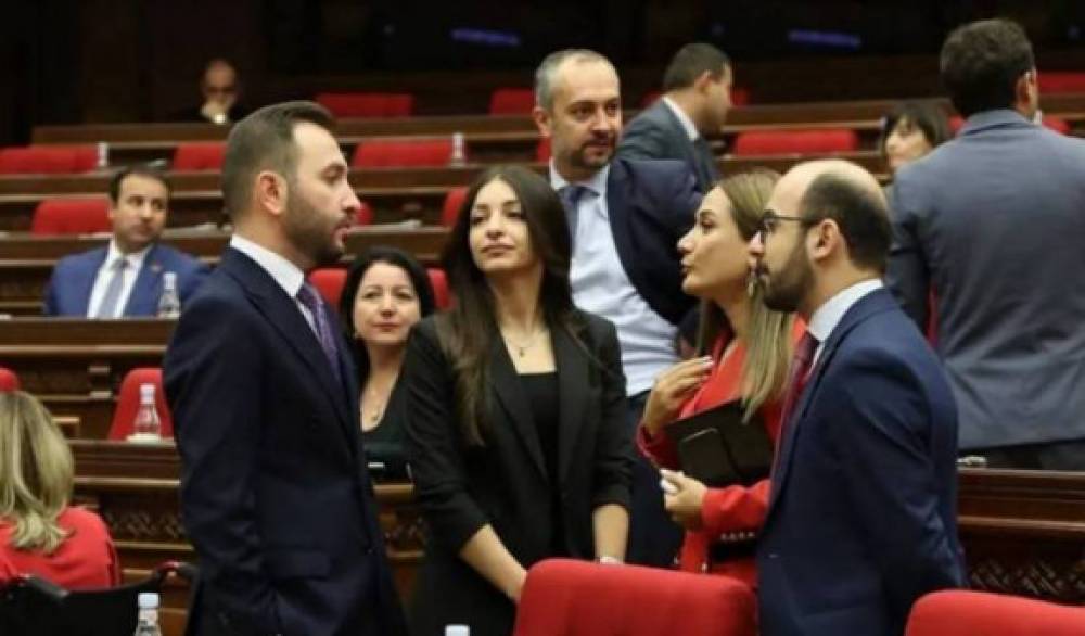 ՔՊ-ում փնտրում են «դավաճանին»․ «Հրապարակ»