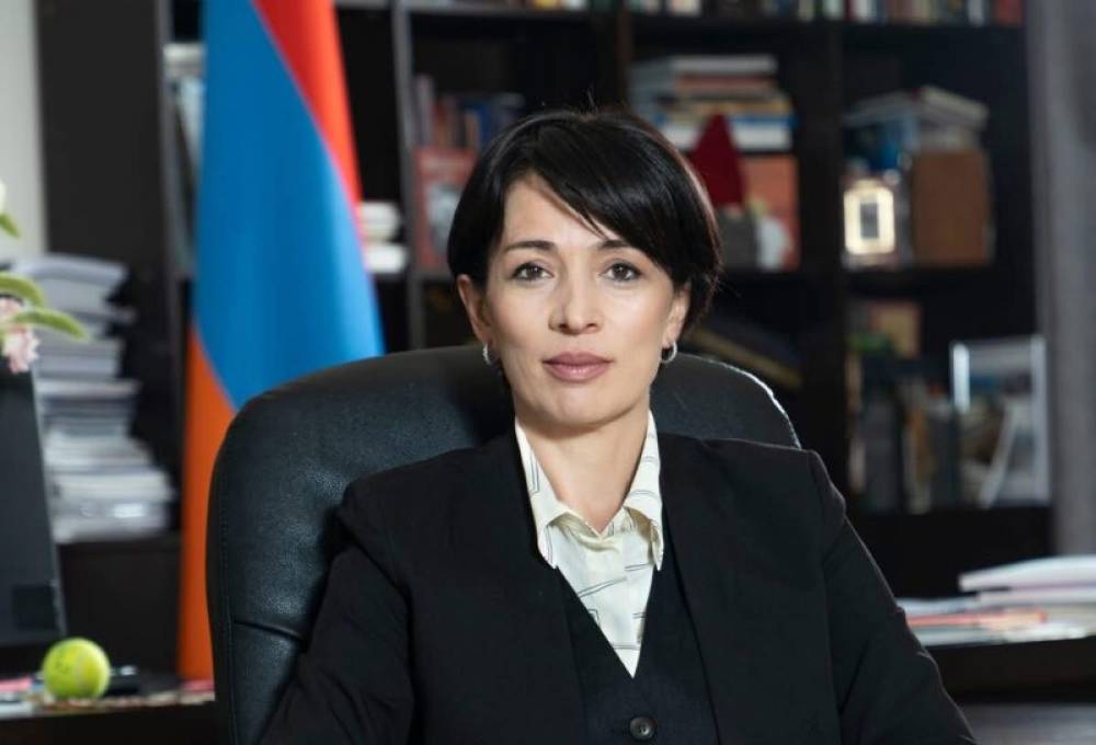 Չնայած երեխաներն ավելի լավ կարող են լուծել առաջադրանքներն ԱԲ միջոցով, սակայն այն չի դառնում գիտելիք