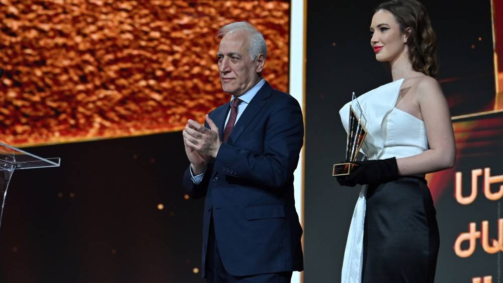 Ինչպես նշել է նախագահ Ալիևը, մենք պետք է սովորենք ապրել խաղաղության մեջ. Վահագն Խաչատուրյան