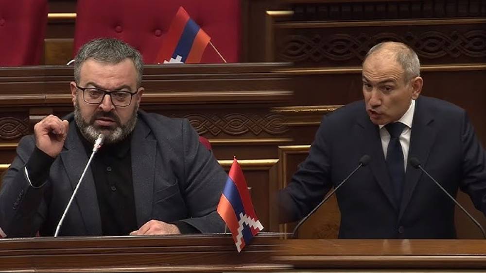 Դուք հիվանդ մարդուն հիվանդանոցից հանում եք, բերում պատարագի․ Դանիելյանը՝ Փաշինյանին