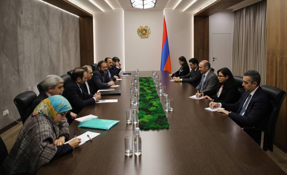 Արմեն Գրիգորյանը և Մաջիդ Թախթ Ռավանչին քննարկել են տարածաշրջանային կապուղիների ապաշրջափակմանը վերաբերող հարցեր