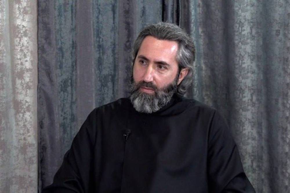 Տեր Ասողիկ աբեղա Կարապետյանին հրավիրել են ՀՀ քննչական կոմիտե՝ հարցաքննության. «Ժողովուրդ»