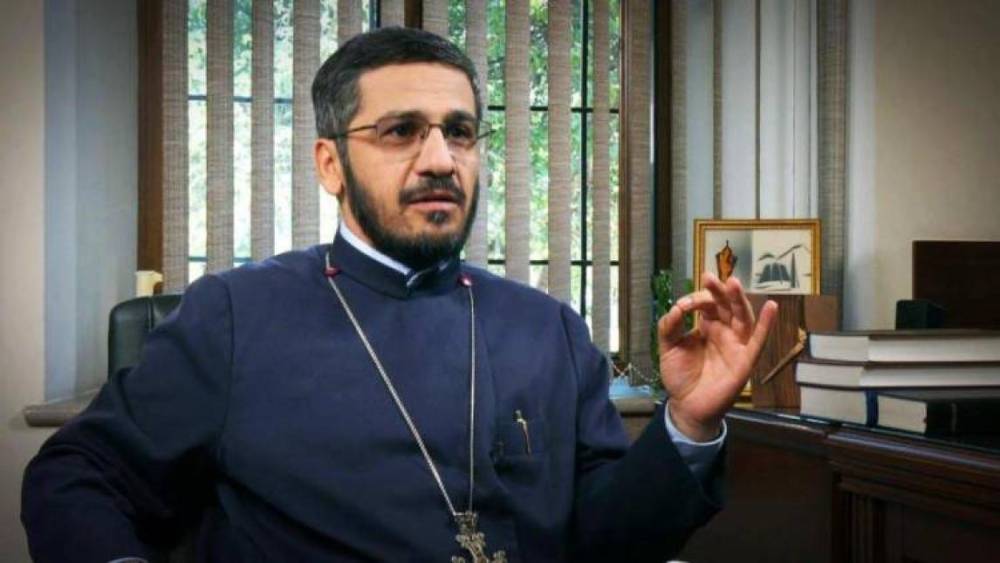 Թեմի նոր առաջնորդը հանդիպումների մեջ է․ «Հրապարակ»