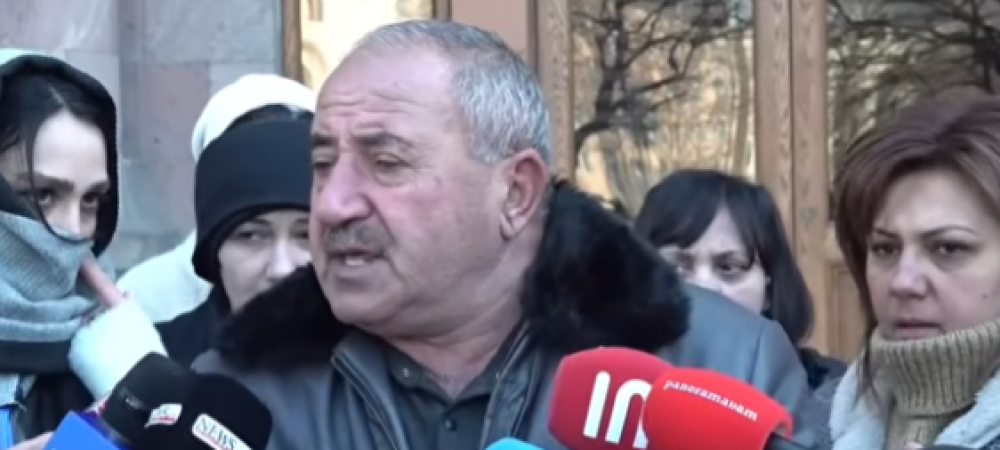 Արցախում հուղարկավորված զոհերի հարազատներն արտաշիրիմում են պահանջում․ բողոքի ակցիա