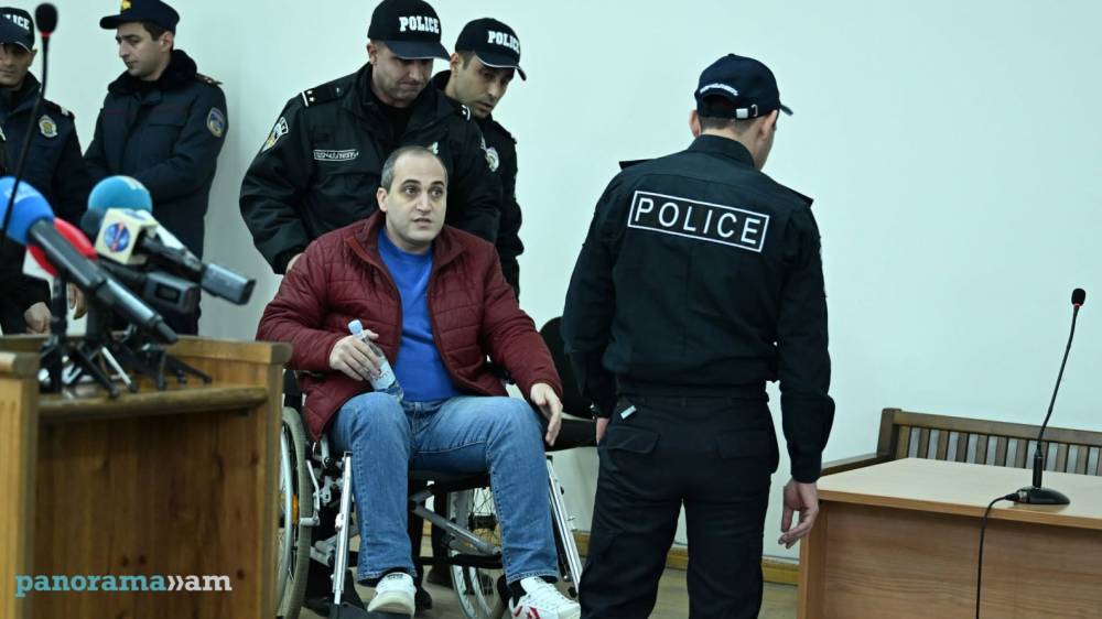 Ես պատրաստ եմ ինձ հենց հիմա մեղավոր ճանաչել, եթե այստեղ բերեն ու նստացնեն Ազգային ժողովի նախագահին՝ մեզ «շшն լшկոտ» ասելու համար. Սամսոնյան