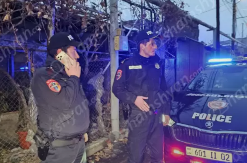 Երևանում բեռնատարը բախվել է գազատար խողովակին, տապալել այն և սկսվել է գազի արտահոսք