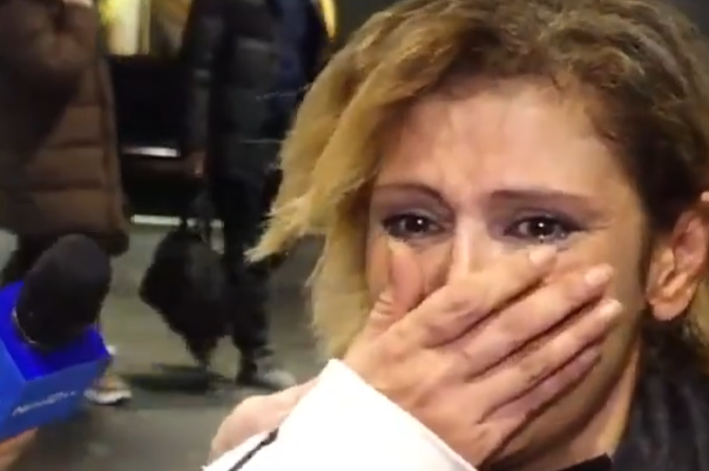 Բաքվի գերությունից վերադարձած Վիգենի կինը օդանավակայանում չկարողացավ զսպել արցունքները