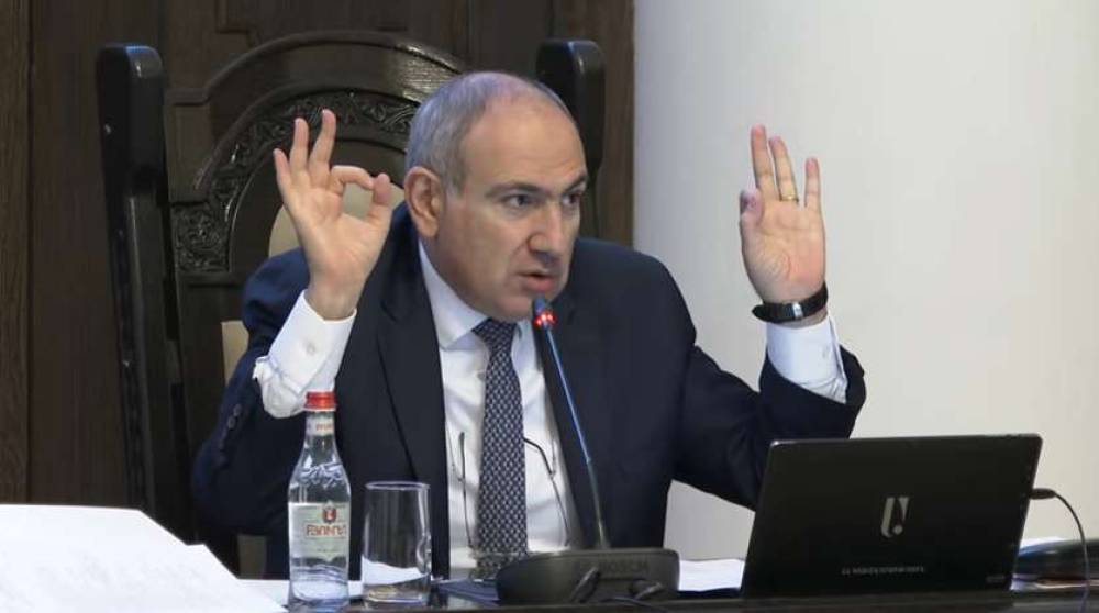 Ոտքերը կջարդենք այն օլիգարխների, ովքեր քացով կբացեն պաշտոնյաների դռները. Փաշինյան (Տեսանյութ)