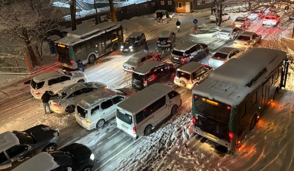 Քաղաքացիները գոհ չեն քաղաքապետարանի իրականացրած ձնամաքրման աշխատանքներից