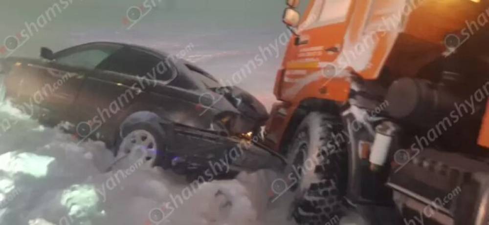 Մարգարա-Վանաձոր ճանապարհին բախվել են «BMW»-ն, «Mazda»-ն,«Nissan Tida»-ն, «Opel Zafira»-ն և «Կամազ»-ը