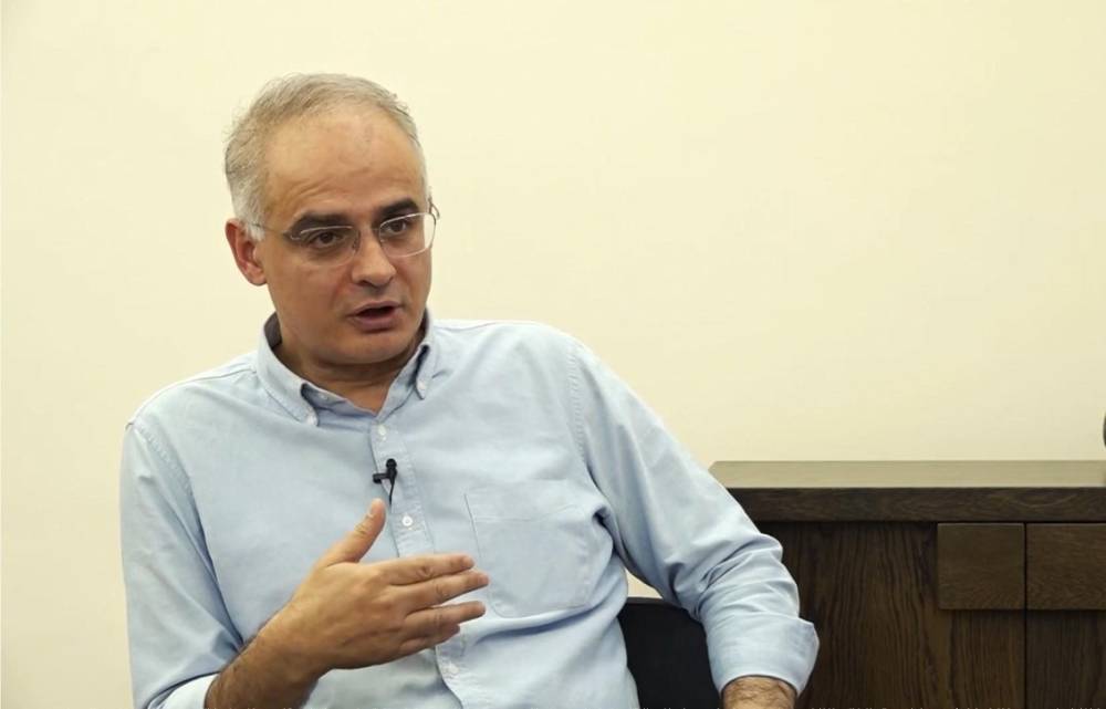 Նիկոլ Փաշինյանը Հանրային հեռուստատեսությունը վերածել է իր անձնական դուքյանի, ստեղծել է արգելված քաղաքական գործիչների «սև ցուցակներ». Լևոն Զուրաբյան