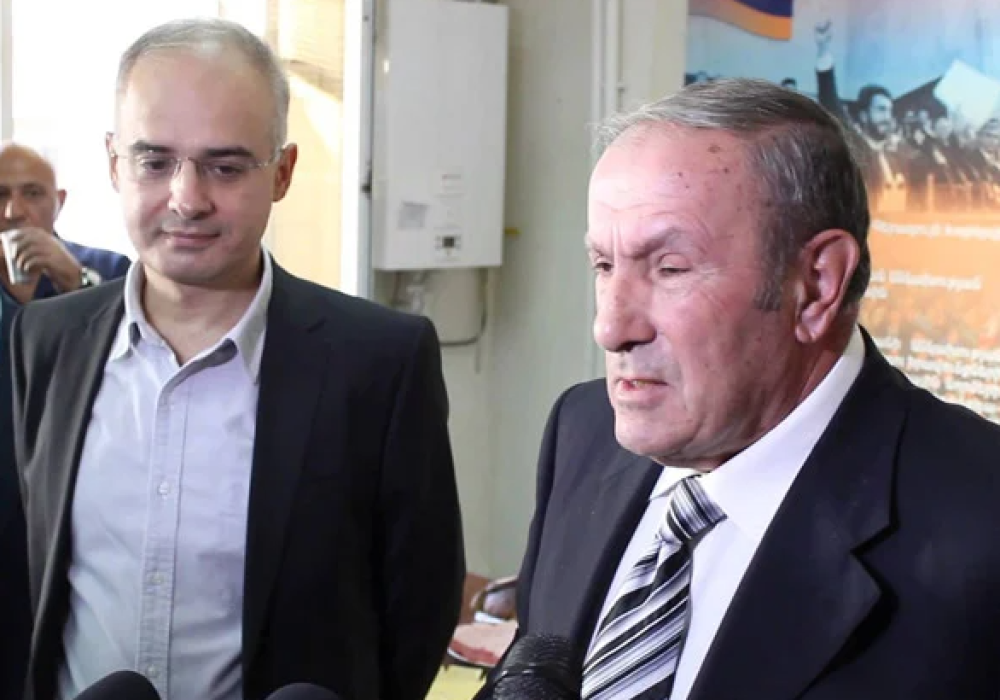 Դա նրանից է, որ մենք կանգնած ենք Լևոն Տեր-Պետրոսյանի նման հսկայի ուսերի վրա