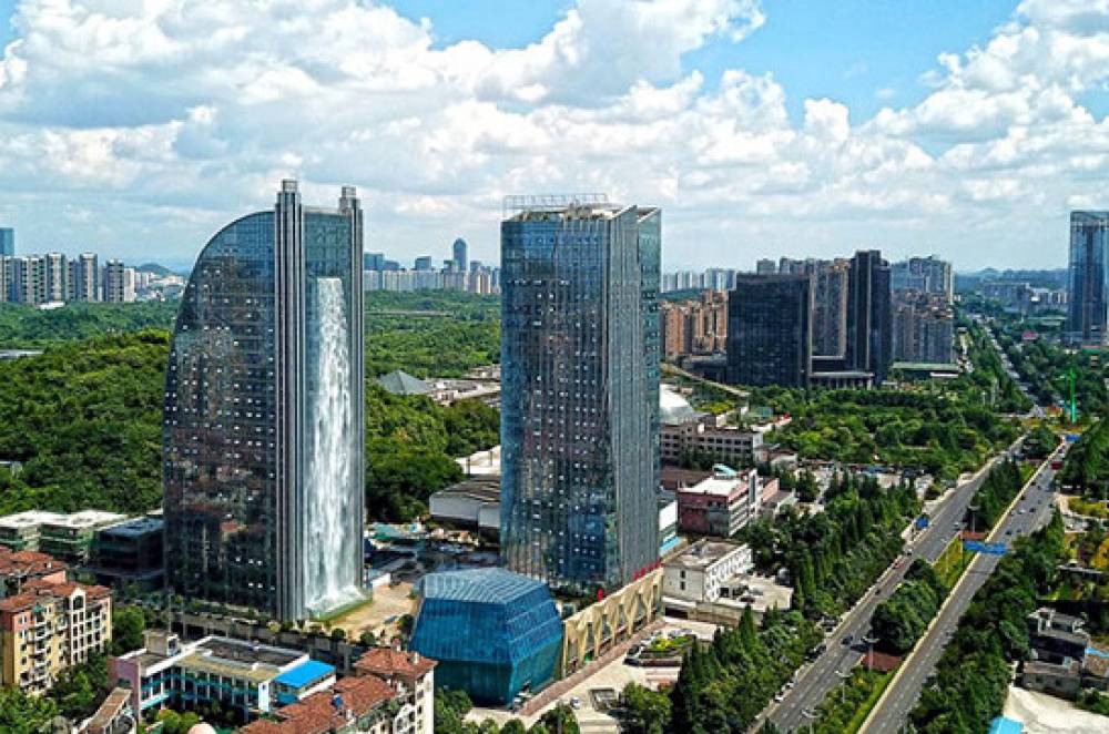 Չինաստանում կառուցվել է ջրվեժով երկնաքեր ( տեսանյութ)