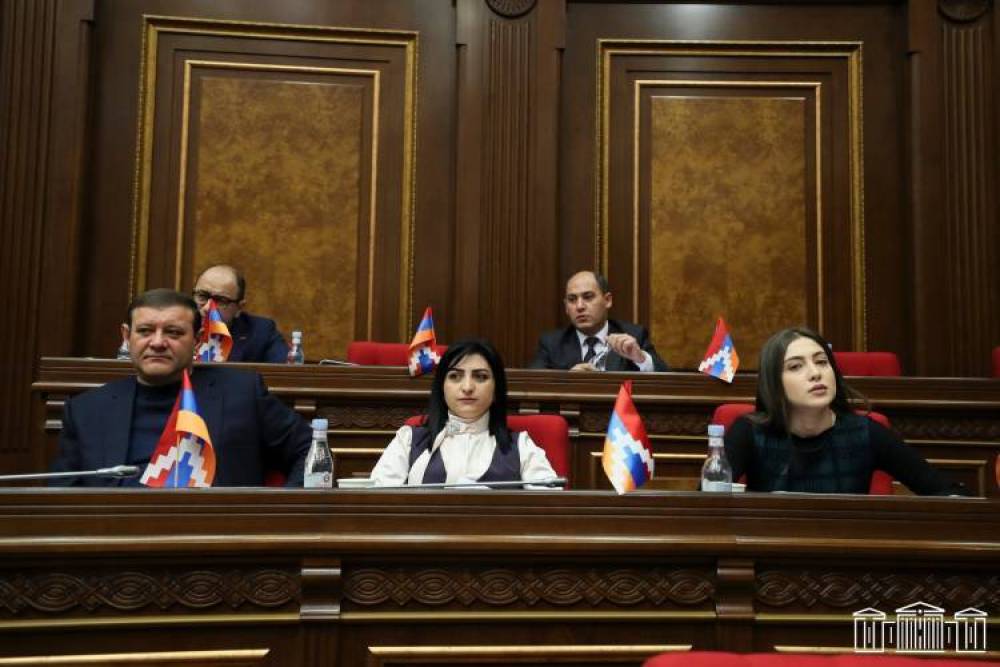 «Պատիվ ունեմ»-ը կդիմի ՍԴ․ «Հրապարակ»