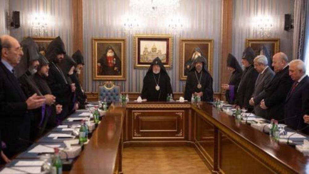 Եկեղեցու հորդորը՝ հրաժարվել զիջողական կեցվածքներից․ «Հրապարակ»