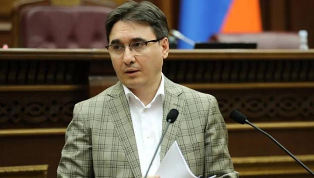 Արմեն Գևորգյանը՝ տհաճ իրավիճակում. օդանավակայանում չեն թողել դուրս գալ երկրից. «Ժողովուրդ»