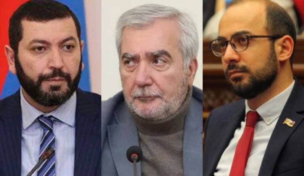 Դավադիրների եռյակը․ «Հրապարակ»