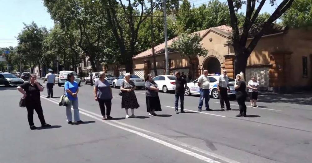 «Կտոր մը մարդ եղեք...»․ «Փաստ»