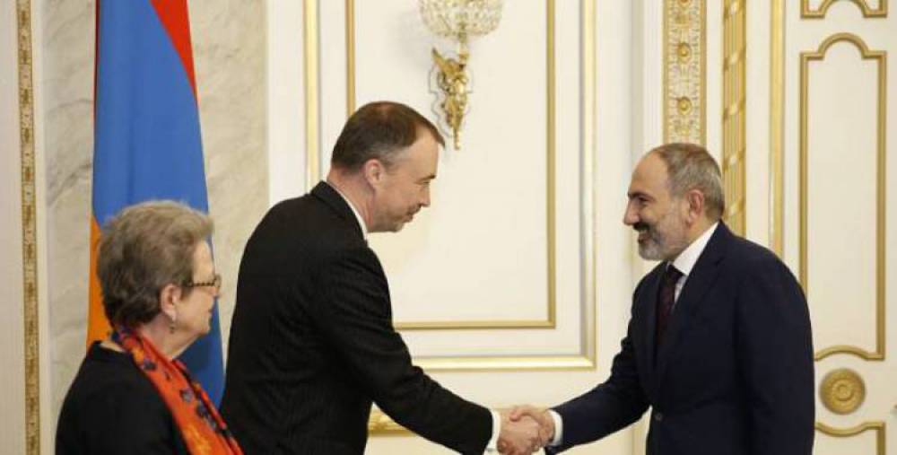 Գուցե նաև բանակցային հարթակից, երաշխիքներից ու ձևաչափի՞ց խոսեն. «Փաստ»