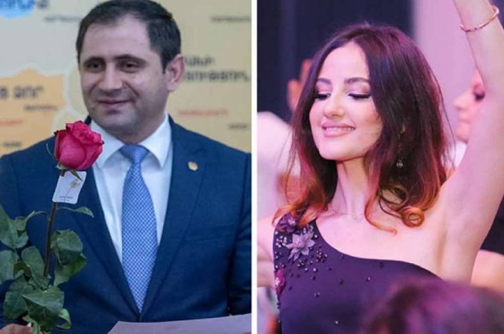 Սուրեն Պապիկյանի կինը լուսանկար է հրապարակել՝ լուվրյան գլուխգործոցի մոտ կանգնած