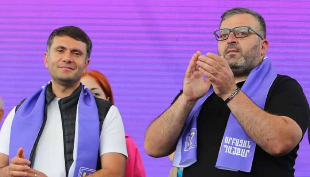 «Սուրեն Պետրոսյանը եկել է՝ Նիկոլի օրակարգն է ասել, հա ասեցի չխոսամ… ո՞ւր է քո պայքարը, քո պայքարը սկսեց եւ ավարտվեց Ոսկեպարո՞վ, հա՞». Գառնիկ Դանիելյան