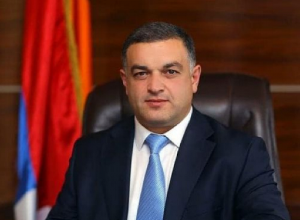 Ստեփանակերտի քաղաքապետի նկատմամբ տնային կալանքը փոխվեց վարչական հսկողություն խափանման միջոցով