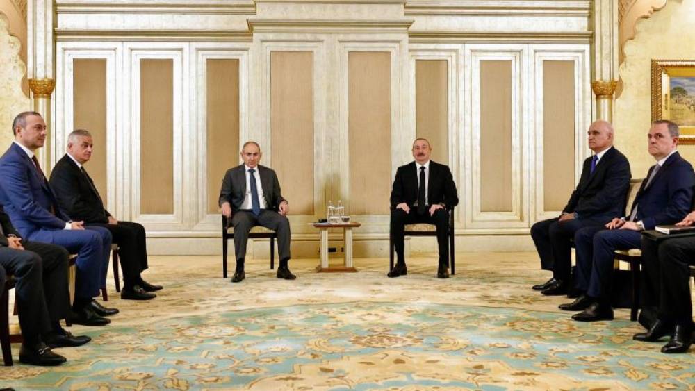 Կողմերը շարունակում են քայլել բարակ սառույցի վրայով. Սուրենյանցը՝ Աբու Դաբիում կայացած հանդիպման մասին