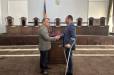 Արտակ Զեյնալյանին է հանձնվել պատմուճանն ու թղթապանակը