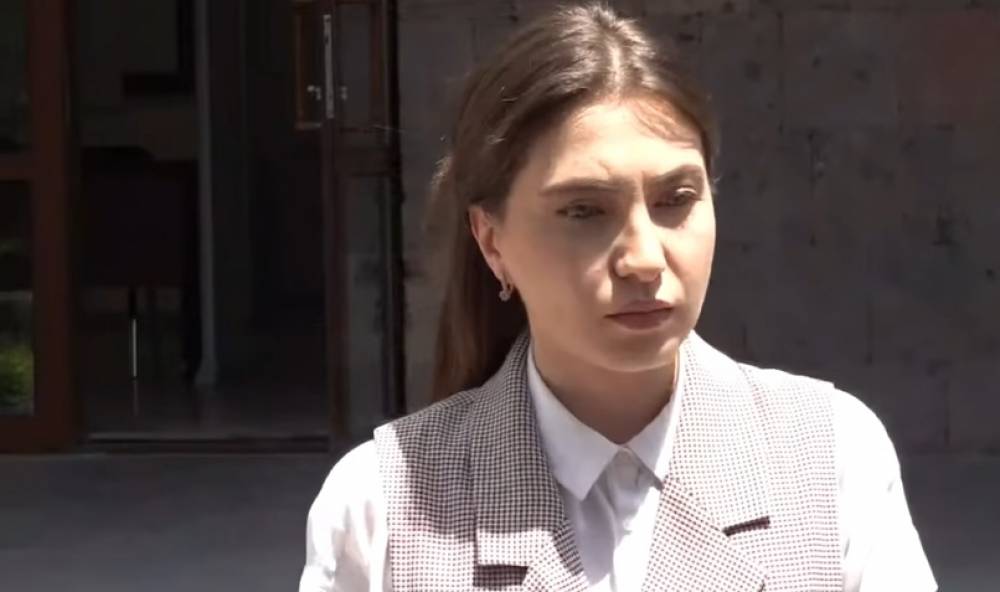 Այսօր արդեն հասել են Սուրբ Էջմիածնի պղծմանը, ԱԱԾ-ին հանձնարարում են գրոհել Վեհարանը. Մկրտչյան