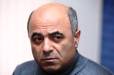 Այս պահին խուզարկում են «Մայր Հայաստան» կուսակցության անդամ, քաղաքագետ Երվանդ Բոզոյանի բնակարանը