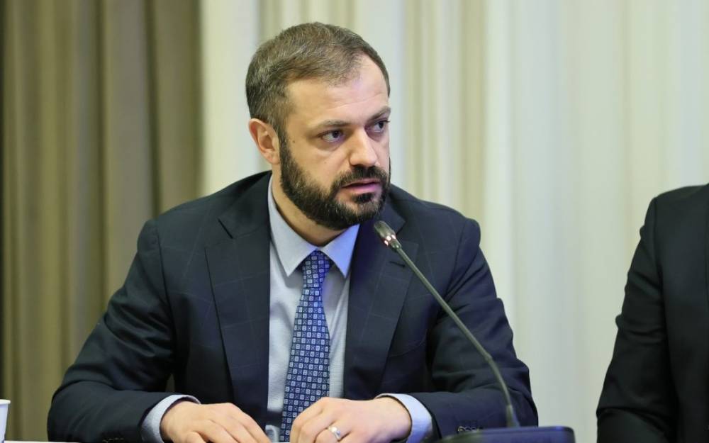«Արարատցեմենտ»-ի կառավարումն ամբողջապես անցել է ՀՀ էկոնոմիկայի նախարարությանը, տնօրենն էլ նախարարության աշխատակից է լինելու. Պապոյան