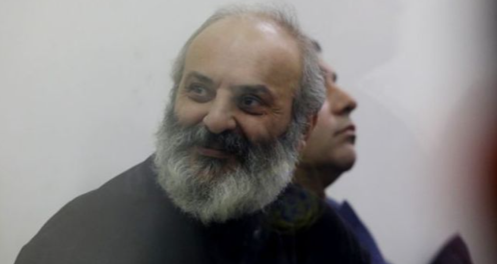 Դատարանը փոփոխեց Բագրատ Սրբազանի՝ կիրակնօրյա Պատարագների մասնակցության վայրը