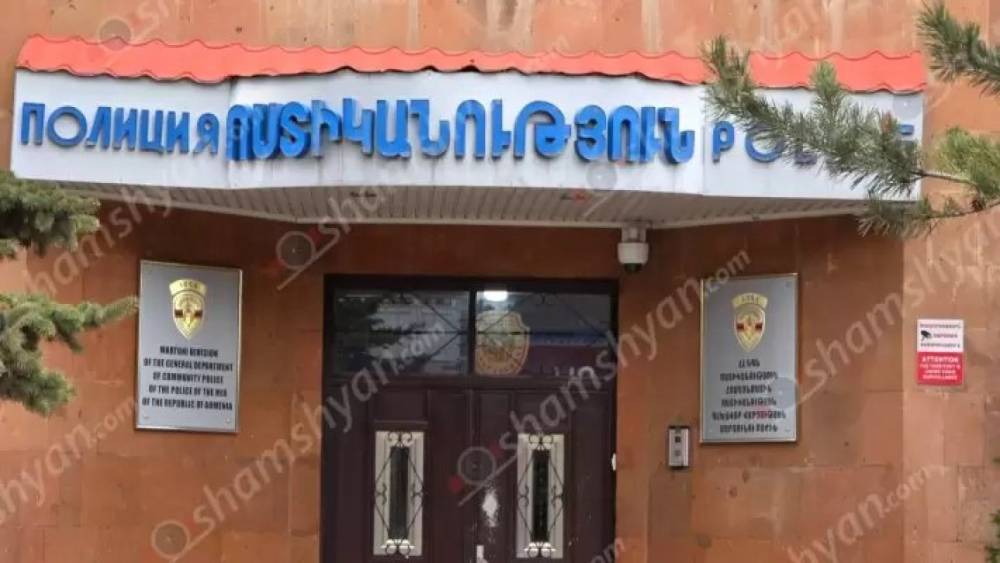Կինը հայտնել է, որ ցերեկը ամուսինը պլաստմասե խողովակով հարվածել է իրեն, երեկոյան իր կամքին հակառակ սեռшկան հարաբերություն ունեցել