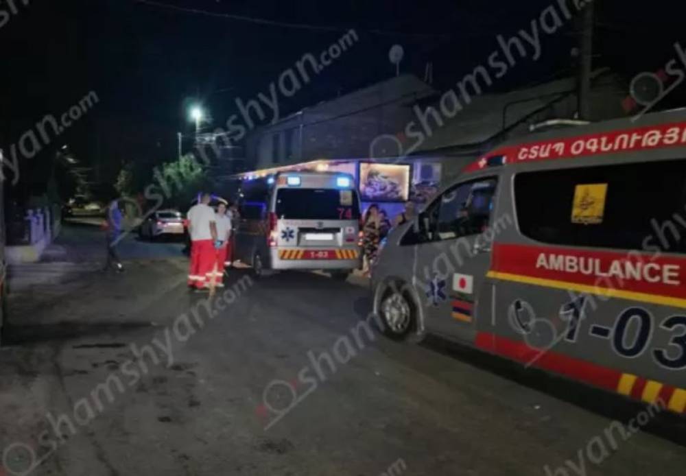Արտակարգ դեպք՝ Երևանում․ քաղաքացիները Մալաթիայի ջրանցքից դուրս են բերել տղամարդու, ով հայտնել է, որ իր հետ ևս 2 մարդ է ընկել ջրանցքը