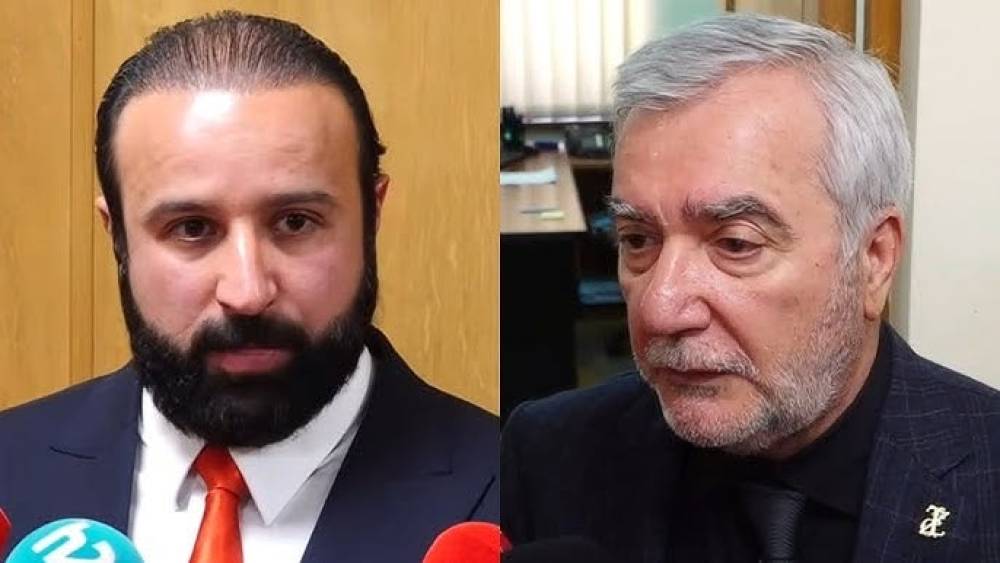 Հայկ Սարգսյանը կպավ Անդրանիկ Քոչարյանին և խոսեց Սիմոնյանի՝ ԱԺ նախագահի պաշտոնից հեռանալու մասին