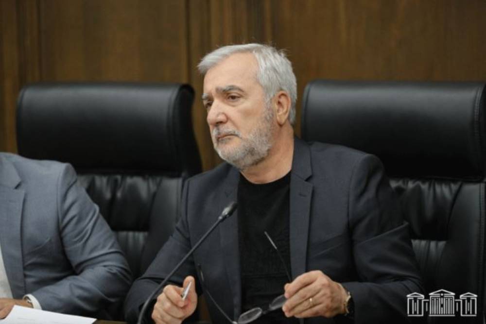 Ափսոսում եմ, որ Ալեն Սիմոնյանը պատգամավորական մանդատը չի վերցնում. Անդրանիկ Քոչարյան