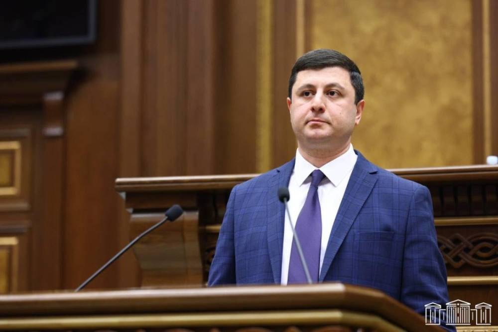 Իրական հանցագործները երկիր են կառավարում, իսկ իրական հերոսները բանտերում են. Աբրահամյան