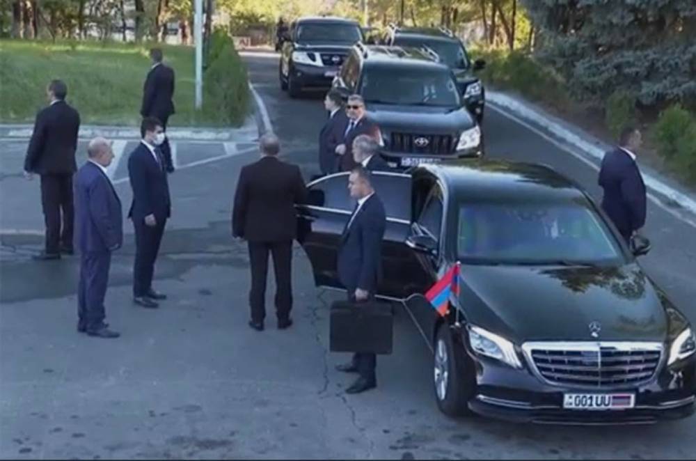 ՆԳՆ պաշտոնյան՝ Փաշինյանին սպասարկող «գոլդ» համարների մասին