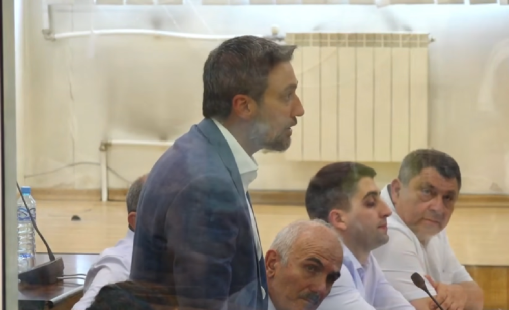 Արթուր Սարգսյանը պատգամավորի կարգավիճակ ունի, րոպե առաջ պետք է ազատ արձակվի. Արամ Վարդևանյան